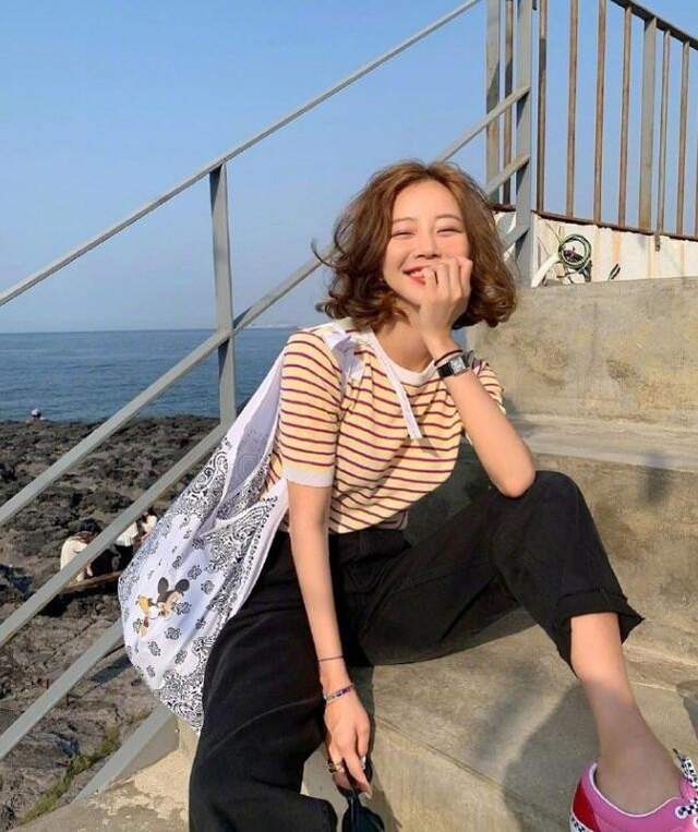 女生|时尚博主Vivamoon轻松解锁甜少女风 适合小个子的甜美穿搭