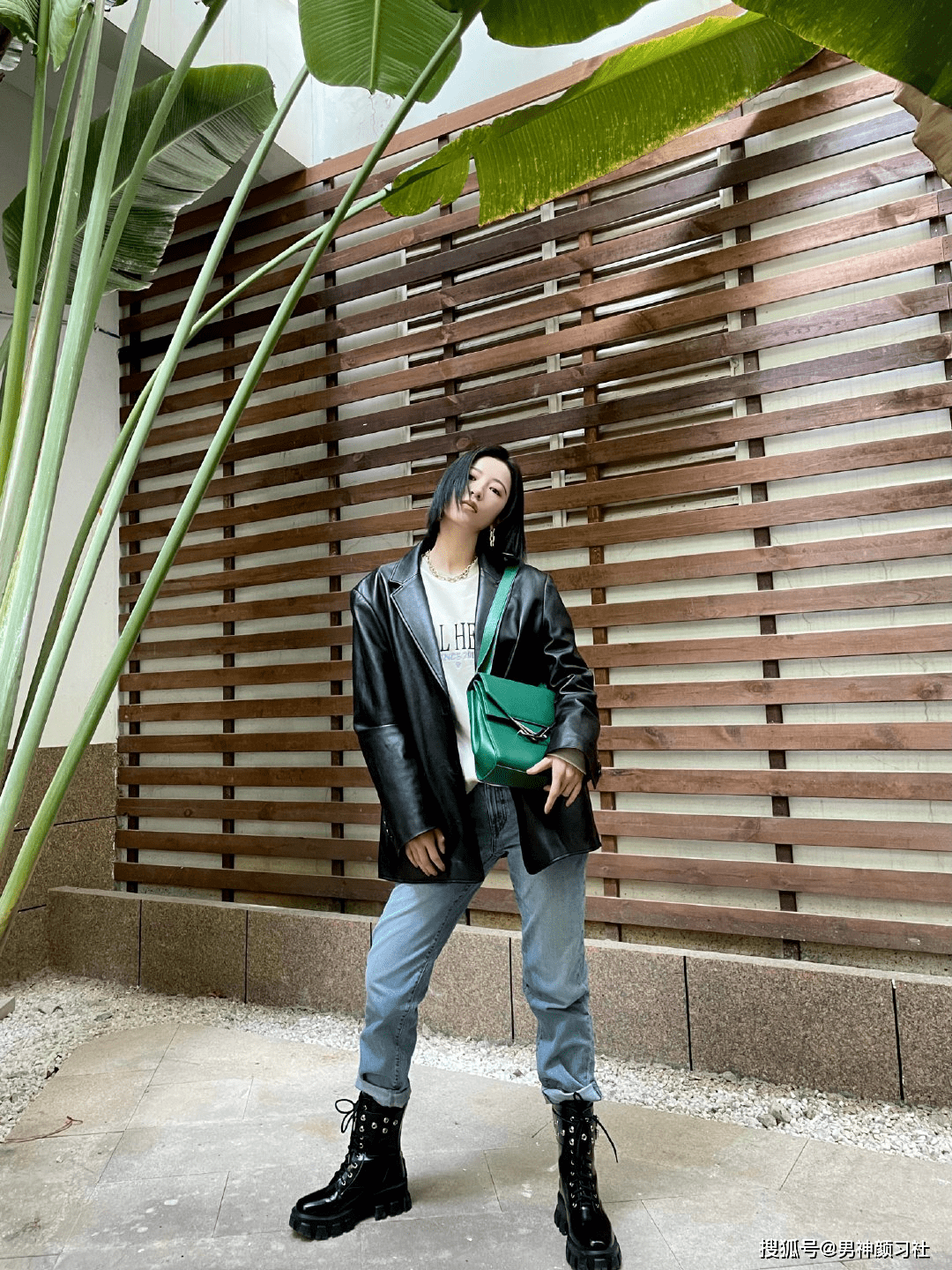 真人|宋妍霏杨幂真人示范！别让马丁靴破坏了短裙和短裤的美感