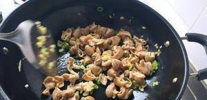 咋样清洗肥肠 ef8befd964ee42c8a7a8116018019a7a.jpeg