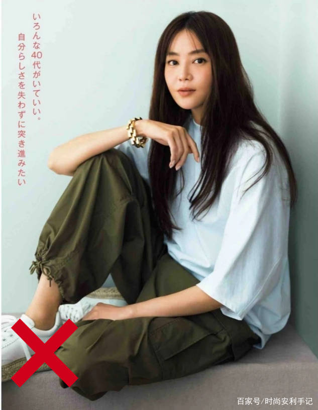 卷发|女人过了40岁，少留这“5种”发型，不仅大妈感十足，还特显老