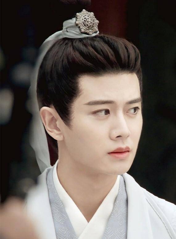 演技|《周生如故》：任嘉伦、白鹿颜值演技并存，但观众却不买账？