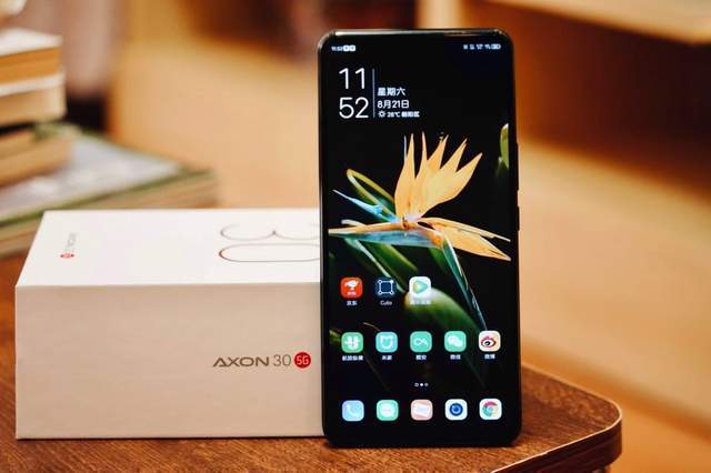 原创中兴axon30屏下版解锁真全屏时代