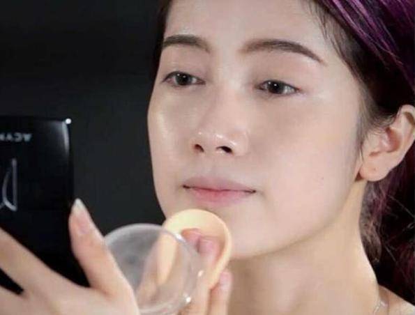 画眉|女人外出不要忘，再忙也要化“淡妆”，教你正确顺序，好看又简单