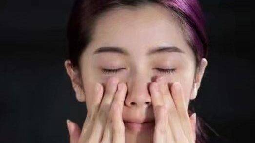 画眉|女人外出不要忘，再忙也要化“淡妆”，教你正确顺序，好看又简单