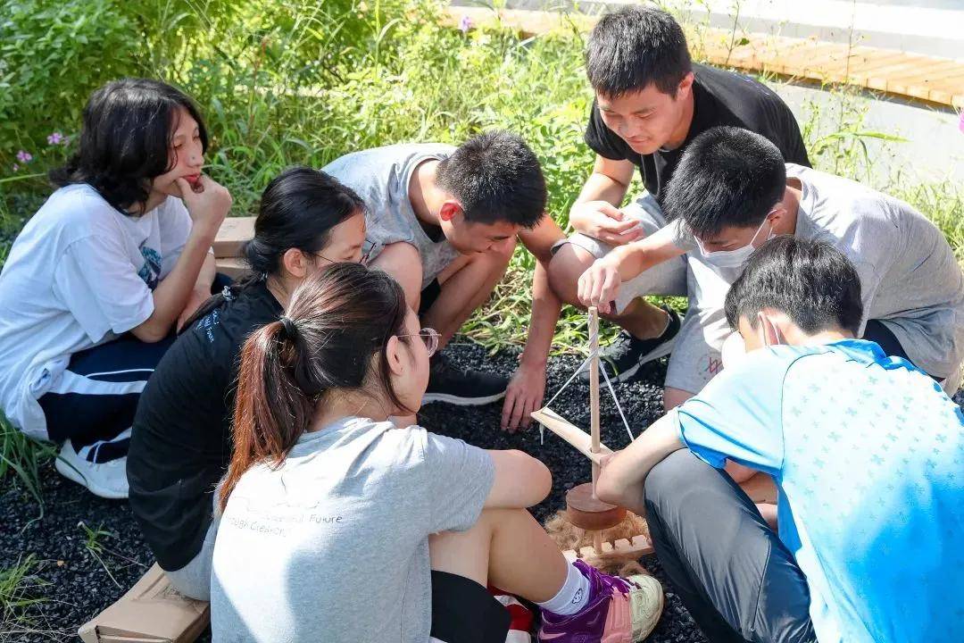 德威|开学啦！深圳的这些学校又有新动作！让学生更好的融入校园生活中