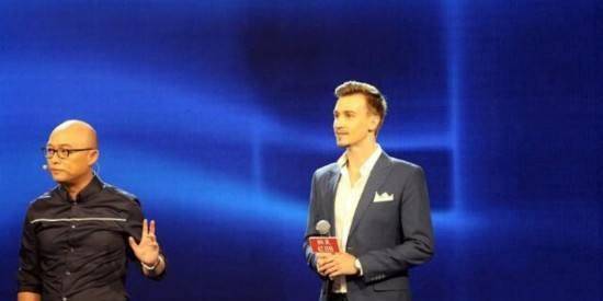 事情|他上非诚勿扰就遭24灯全灭，结果却把女导演抱走，今两人幸福甜蜜