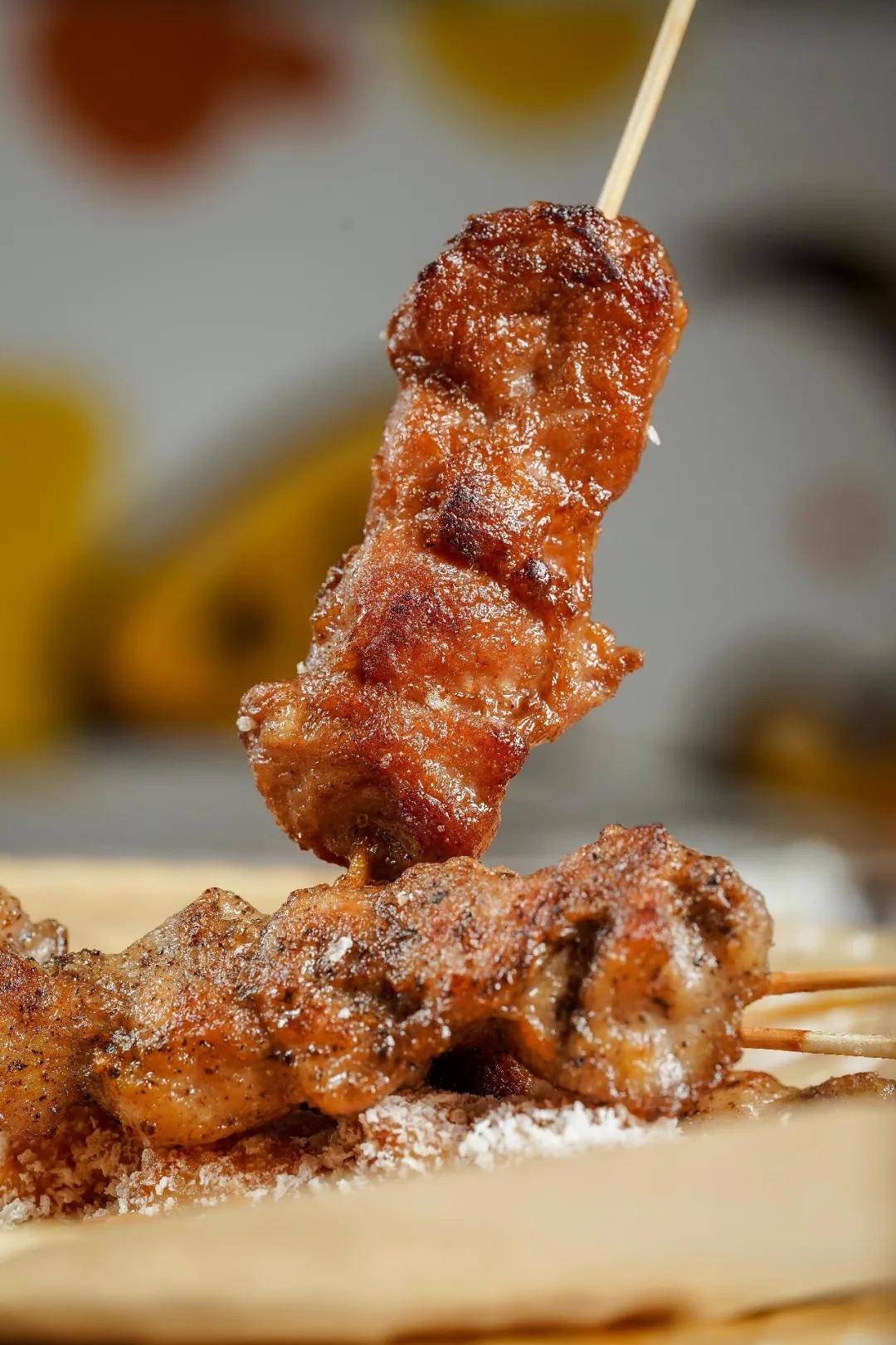 编辑==编辑招牌套餐里还有黑椒鸡,炸椰菜和炸菜花,有菜又有肉,还全是