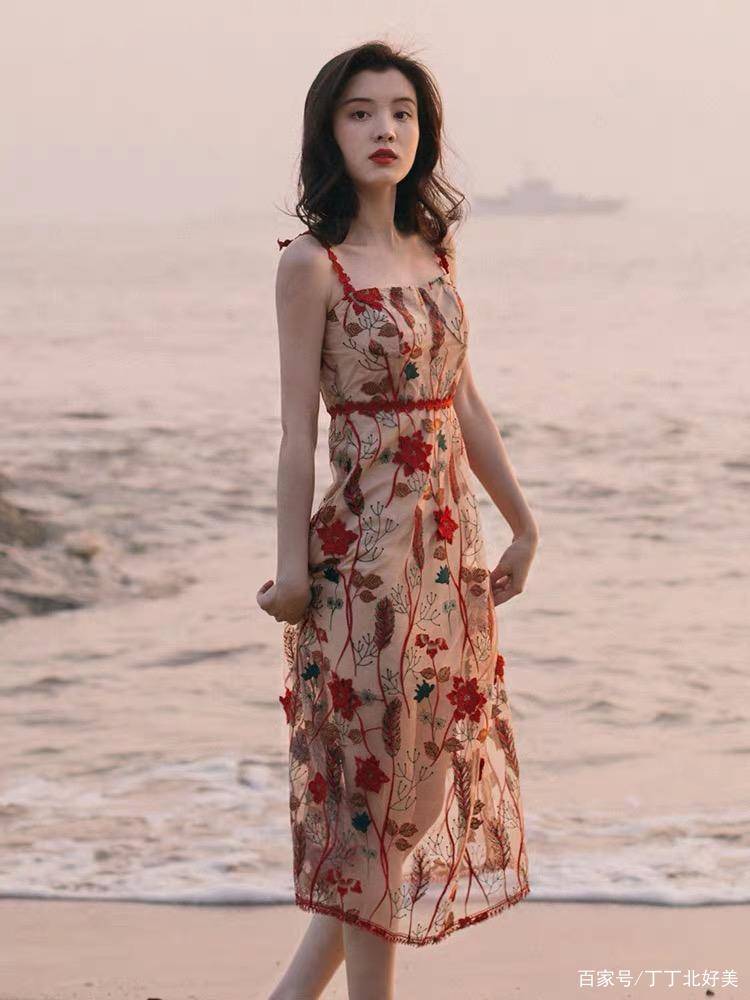 都能|穿连衣裙只要学会这几招，美到骨子里，你不试试看？