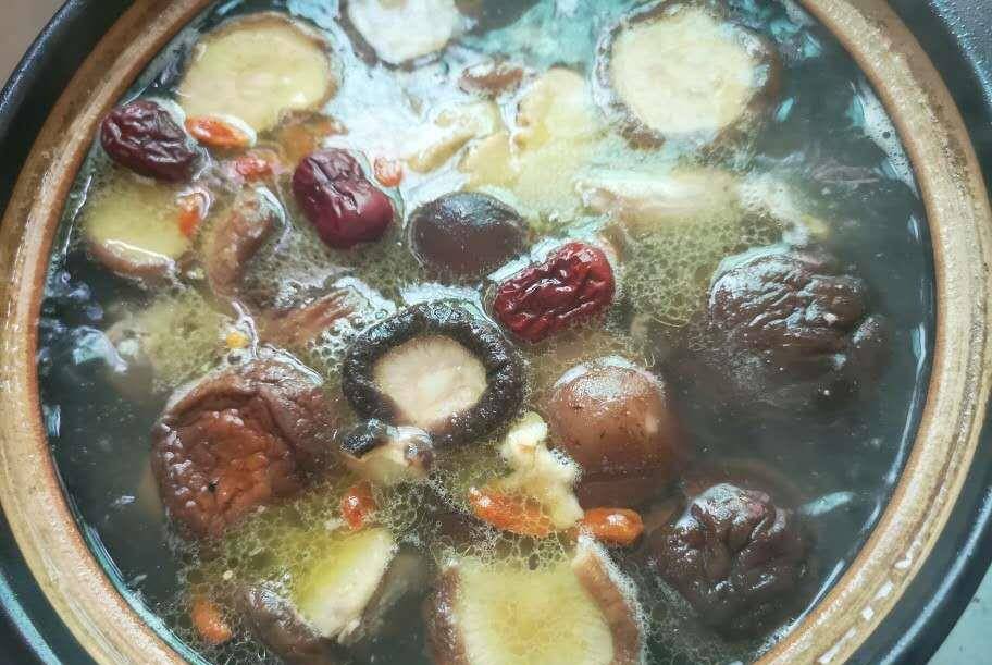 中药怎么煮才不溢出来 67868bd4892a46af84d99858b55a2b15.jpeg