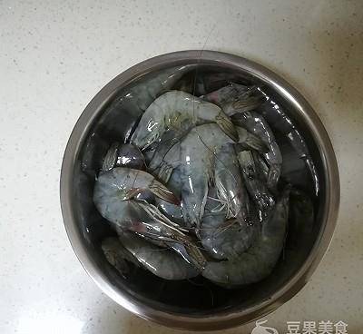 fe80e137203a4d0f9d583a609e68ffba.jpeg