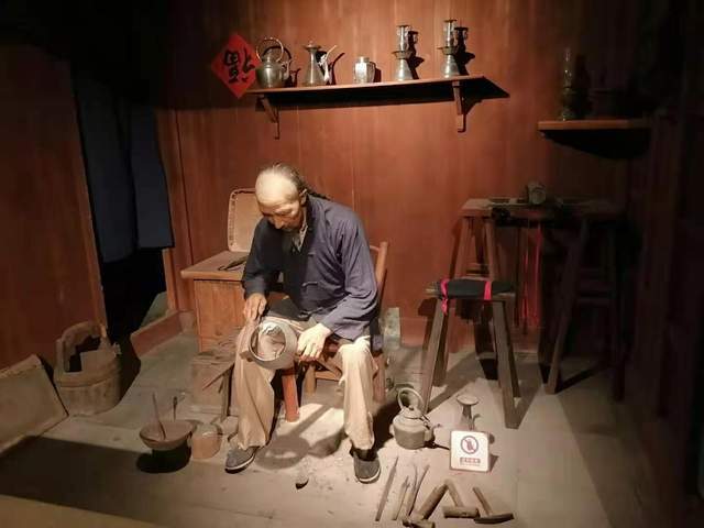 文化|楊鉄先生的作品，明清迥异，谁更具收藏价值？