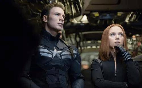 克里斯·埃文斯|“黑寡妇”与美队将迎来第10次合作，CP值爆棚，14年之后再演情侣