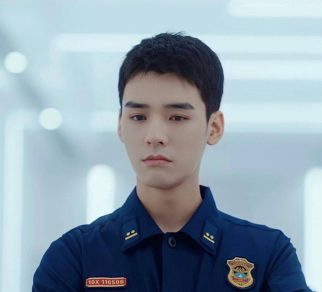 人间|没有一种红是偶然，龚俊表示要“要记住雪中送炭的人”