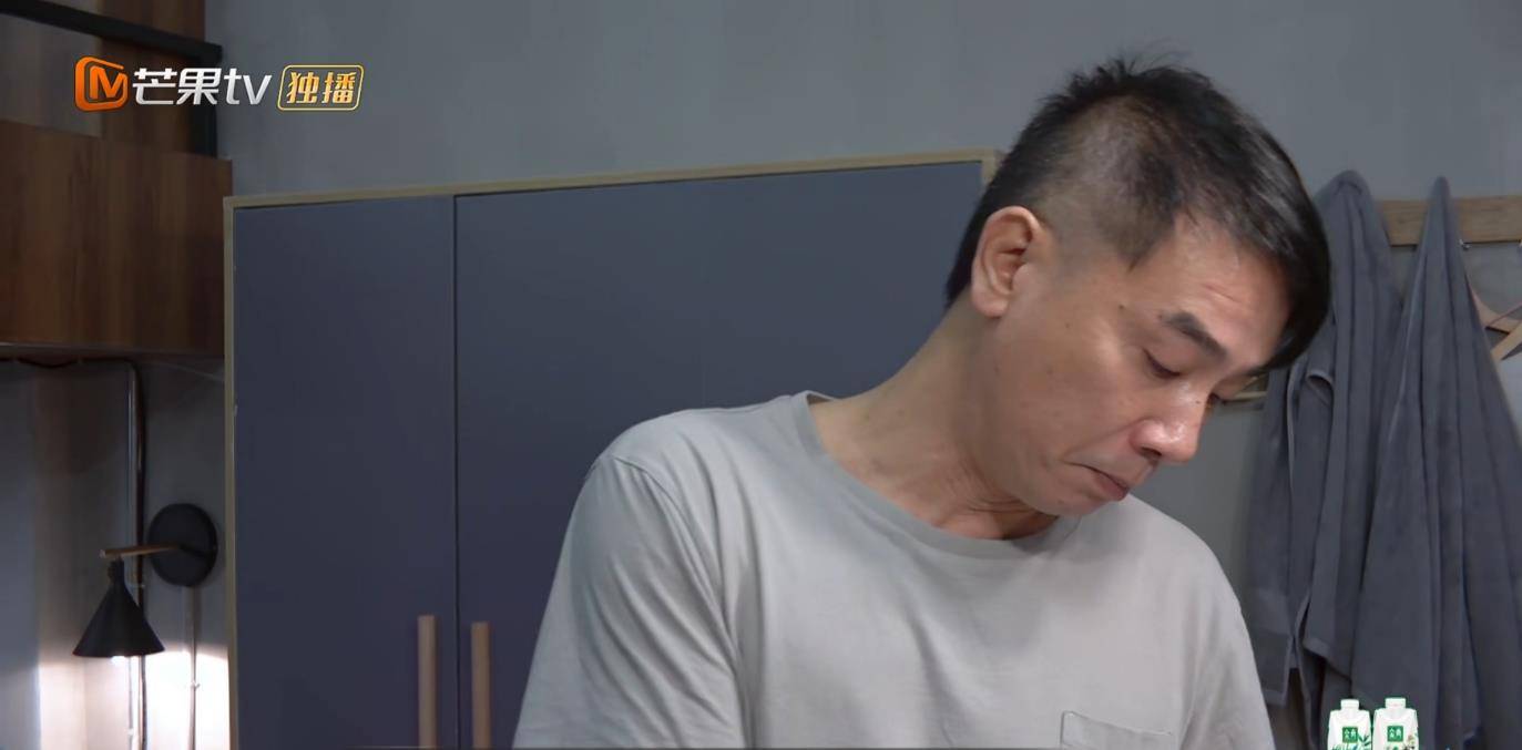 老几|GAI在节目里为兄弟出头？陈小春霸气回怼！网友：也不看看你算老几