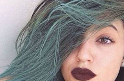 肝脏|经常熬夜的人，身体出现3个“异常”，可能是肝脏向你发“信号”