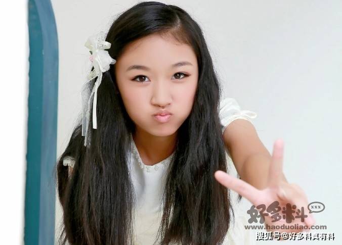 原创杨可伊个人资料因与蔡徐坤上同一所学校而被大家热议