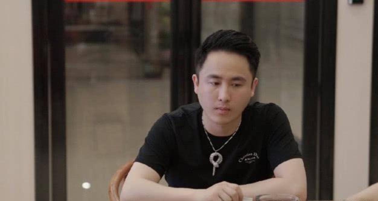 嘲讽|网红散打哥直播时称一儿一女很幸福,嘲讽辛巴只有两个女儿!