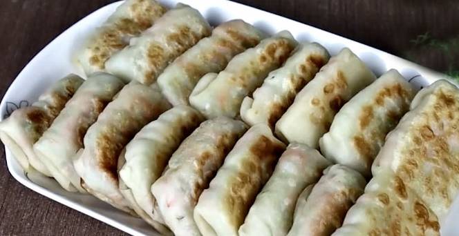 做法|懒人版的早餐,不和面不揉面,外酥里鲜,做法简单,10分钟出锅