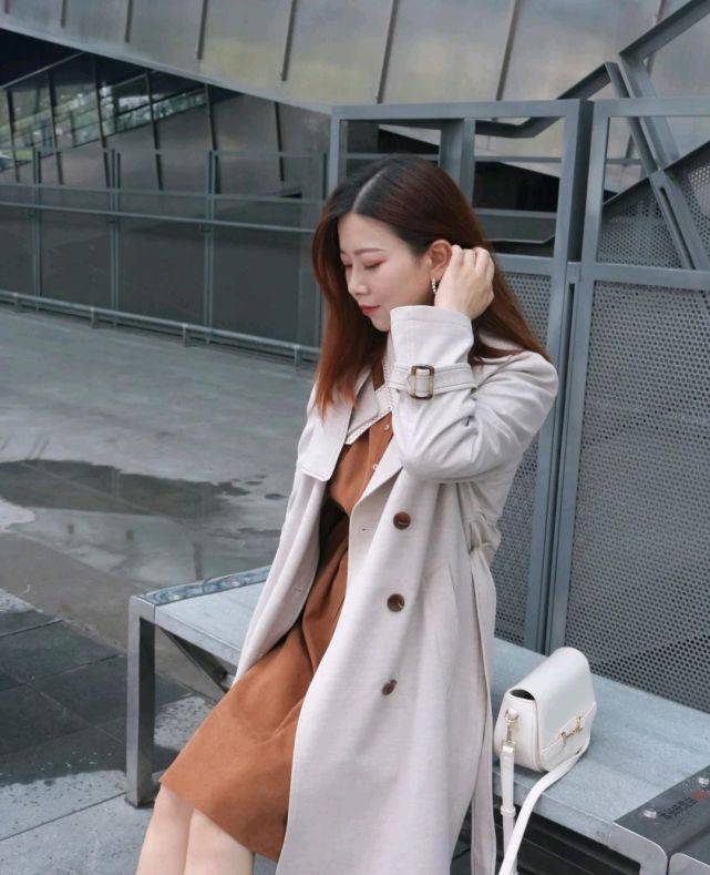 小个子|小个子女生想要穿出高级感，并不是一味地扮嫩，优雅穿搭就很好看