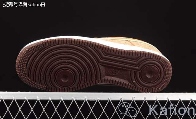 软木塞|Nike Air Force 1＇ Low Pineapple Cork 软木塞菠萝空军一号运动休闲鞋评测