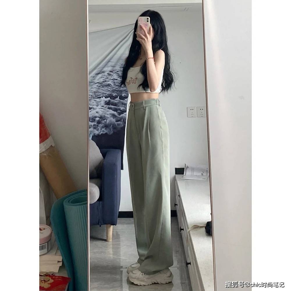 什么|夏末与初秋交界的时节,什么颜色应该占主导,豆绿色应该榜上有名