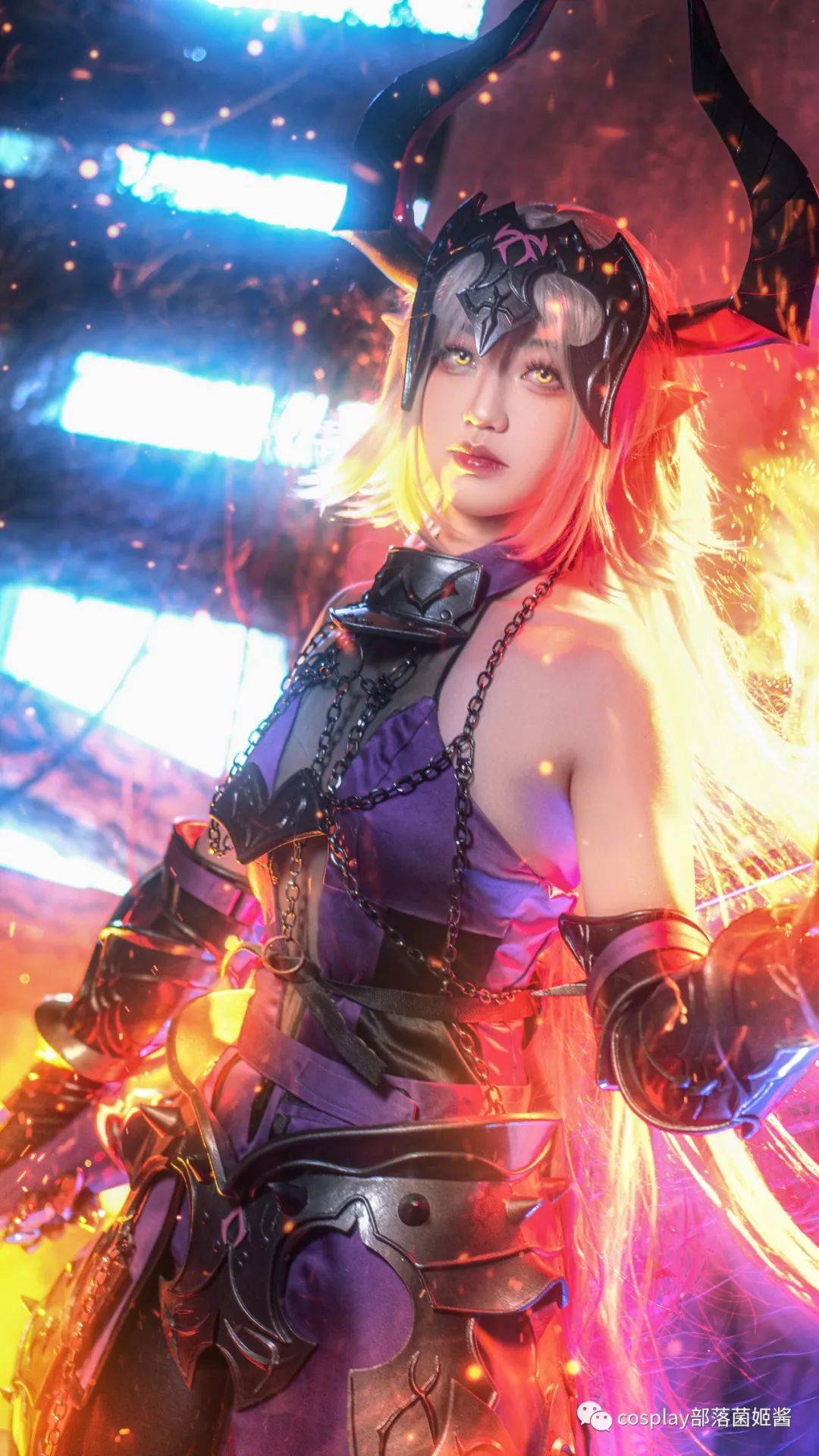 cos:黑贞德cos正片@高克拉