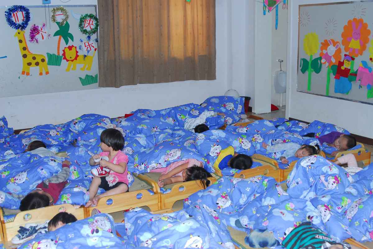 睡眠|幼儿园不再安排午睡，家长纷纷反对，园长解释完，家长态度反转了