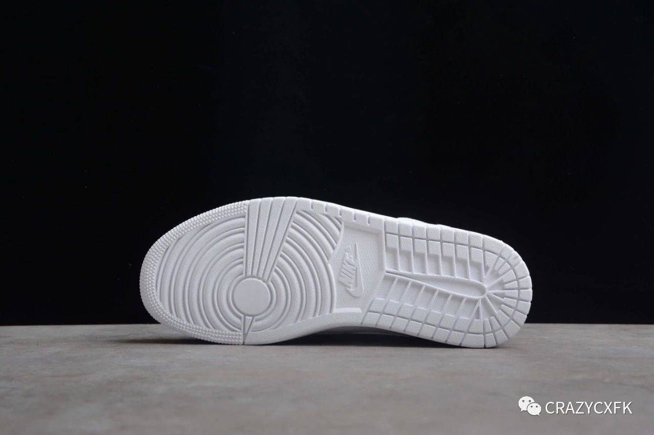 White|乔丹 Air Jordan 1 Mid Triple White AJ中帮全白运动鞋