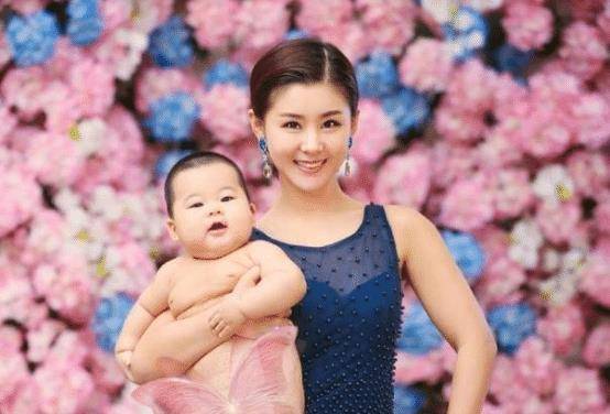 官宣|神仙眷侣官宣二胎，问道生儿生女，直言要凑成一个好字