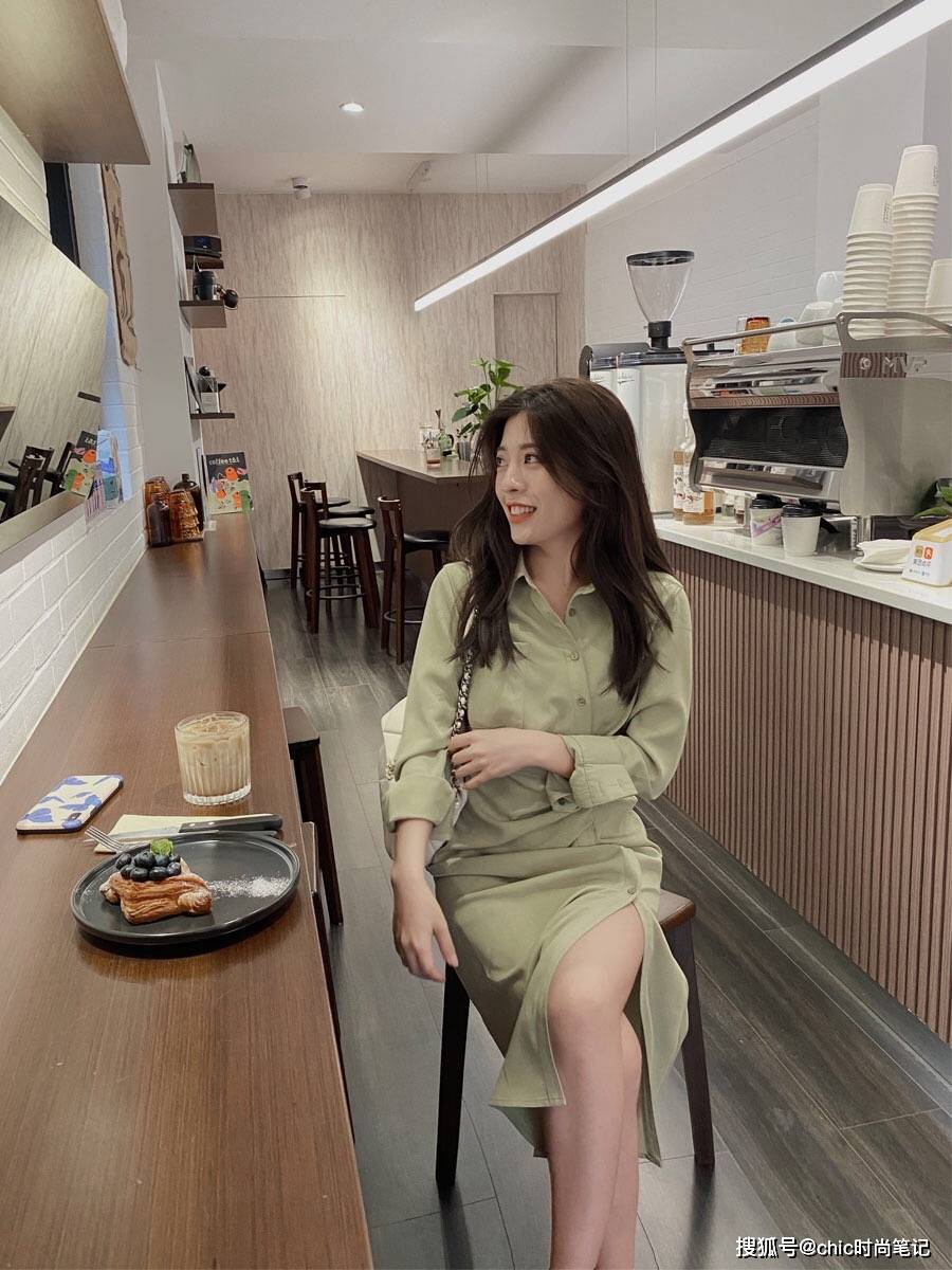 什么|夏末与初秋交界的时节,什么颜色应该占主导,豆绿色应该榜上有名