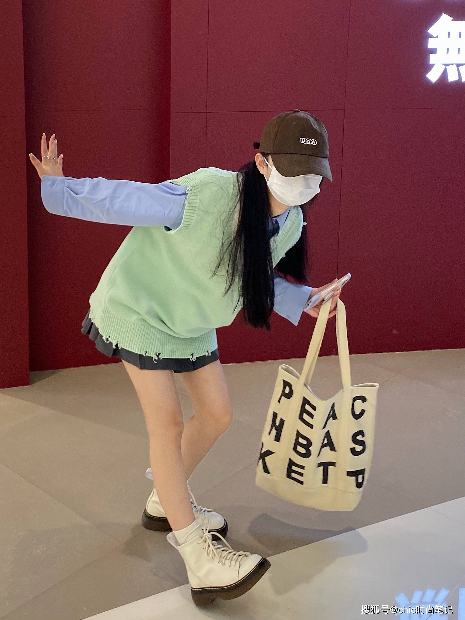 什么|夏末与初秋交界的时节,什么颜色应该占主导,豆绿色应该榜上有名