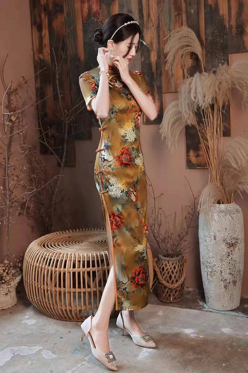 尤怜|我想作为一个女人,自从遇见一袭长裙改良旗袍,余生皆是欢喜!