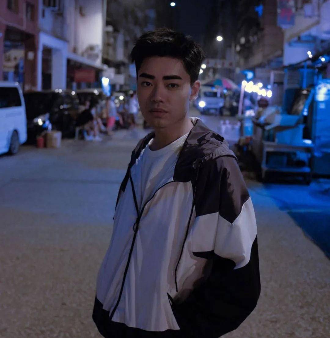 被曝与14岁女童有关系,网民矛头直指tvb艺员_陈戬