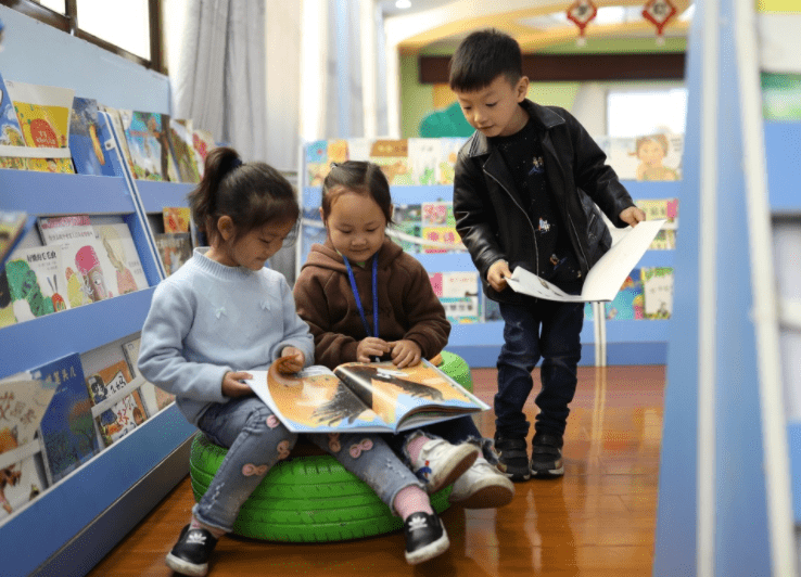 调整|催生三胎不见效，幼儿园将迎来大调整，家长表示：后顾之忧解决了