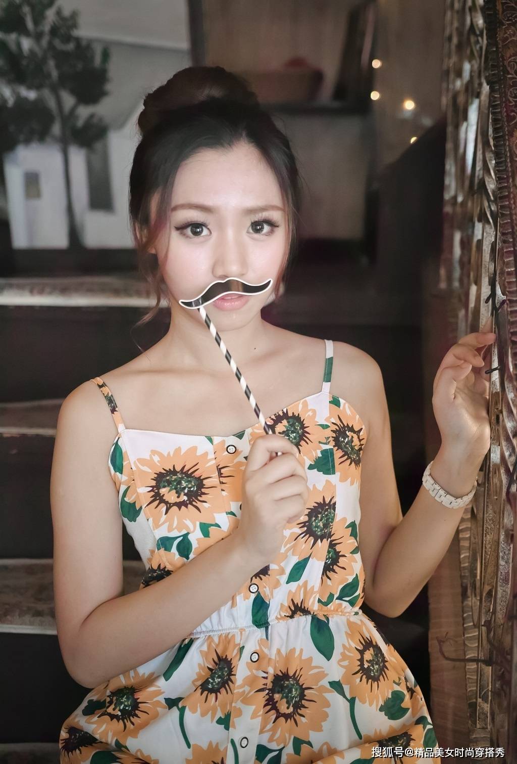 吊带|夏天都爱穿的裙子，多彩的色调瞬间让你整个人都丰富了起来