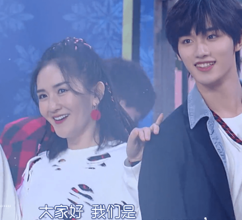 女神|谢娜回归《快本》预告,赵丽颖助阵,状态好嗨