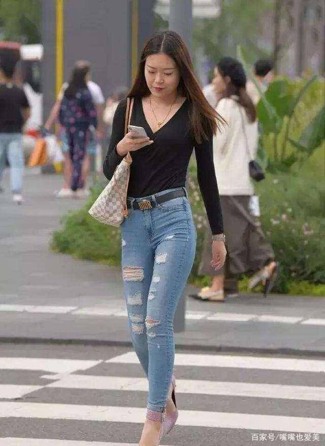 黑色|清新别致的打底裤轻松穿出青春活力，展示美好身材，休闲俏皮