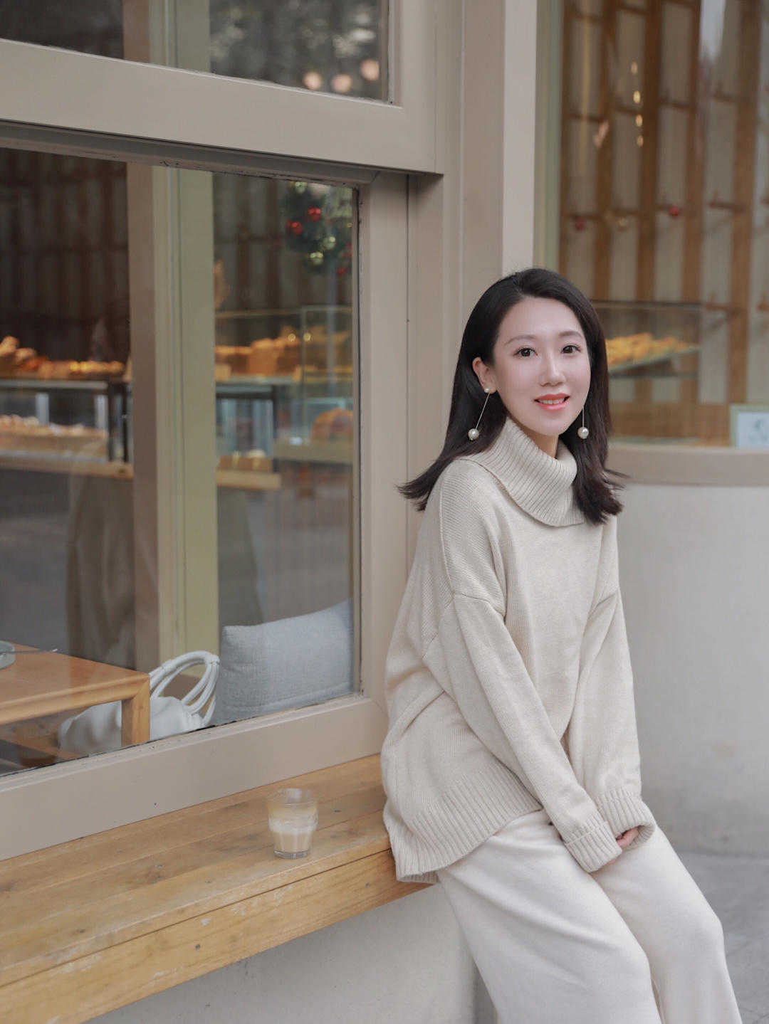 颜色|秋天裤子不用买太多，这几款就够了，显高还修身，高级洋气又减龄