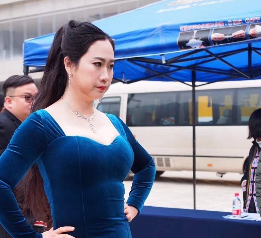 因为|16年后,芙蓉姐姐归来,果然瘦了气质就好了!「附减肥餐单」