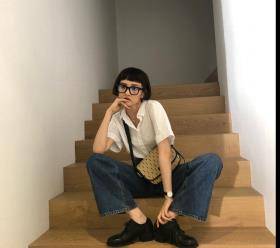 哪吒|宋祖儿的短裙出镜，小哪吒化身长腿女神，满屏的少女感！