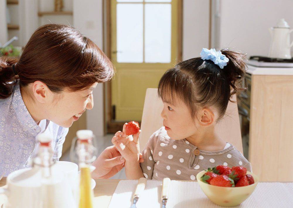 什么|孩子刚入园，在幼儿园情况如何？家长用三个聊天技巧，一问就知道