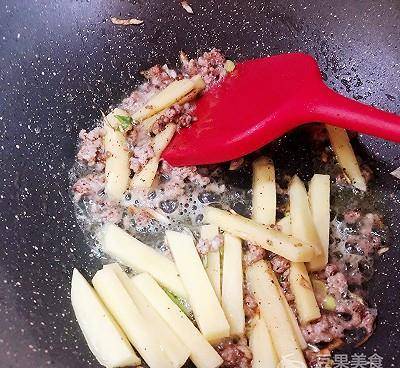 魔芋是怎么制作成粉的 fae090245bb4469c94c11ad7198c8485.jpeg