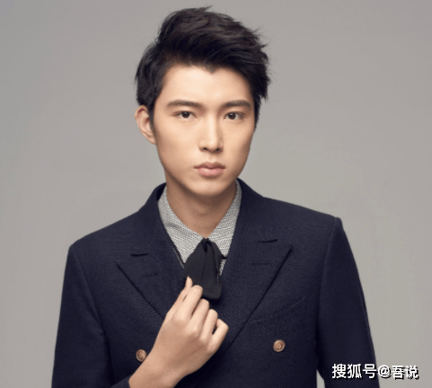 快男|未成年人参加选秀，消费星二代，芒果台那些年踩过多少红线？