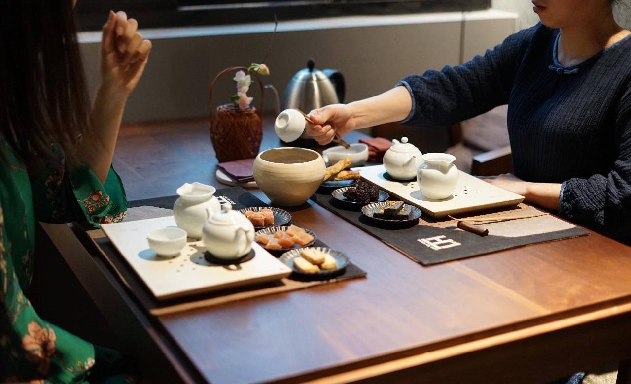 冀福祥:这家茶馆太牛了!免费请顾客喝茶,不亏反赚