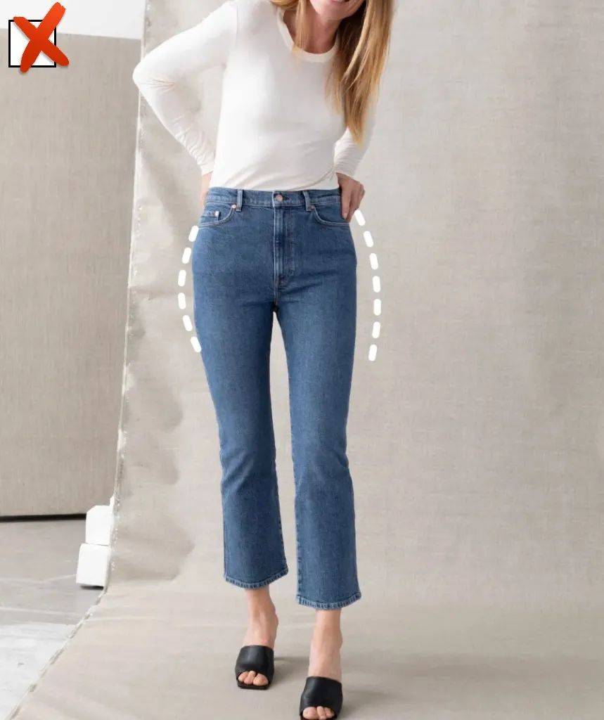 脚踝|2021不要再穿高跟鞋了!今夏“九分裤+运动鞋”正流行!