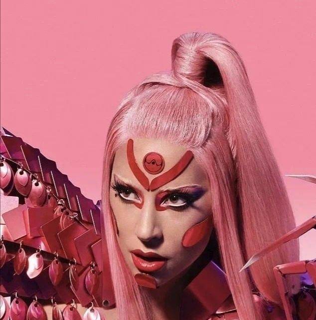 个性|Y2K风潮重新大火！复古与甜酷并存，第一名媛希尔顿：我玩剩的！