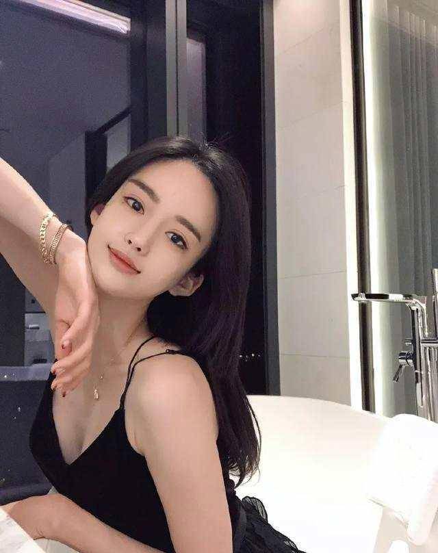 眉骨|为什么潘南奎花10亿韩元，也整不成Angelababy？