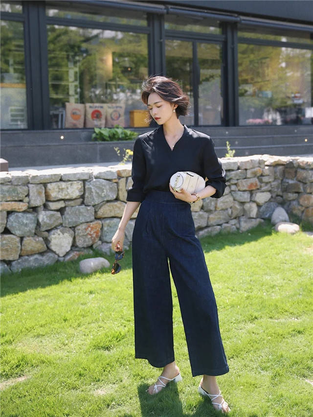 身材|“平头鞋”才是今春的最大惊喜，配高筒裤，洋气高级还显瘦，好美