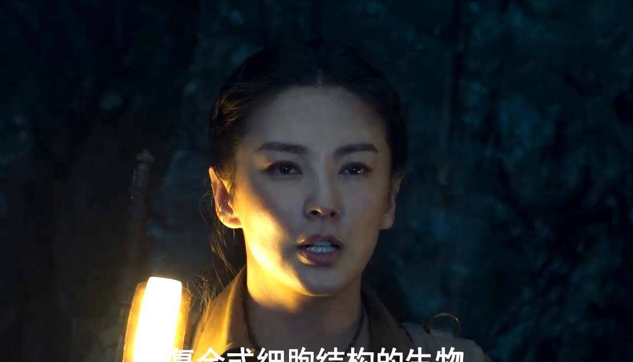 霍氏|《云南虫谷》最庞大怪物上线，霍氏不死虫威力无比，泽瓦不幸身亡