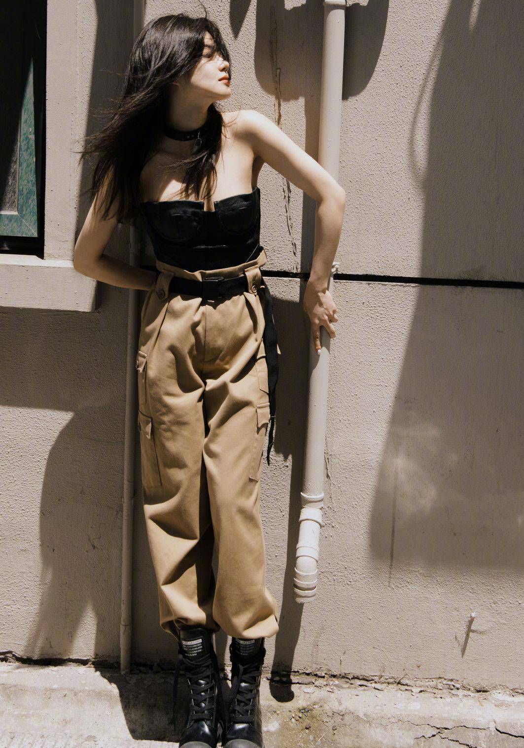 新人|陈坤旗下新人李蔓瑄,长相高级酷似“王菲”,时尚表现力让人惊艳